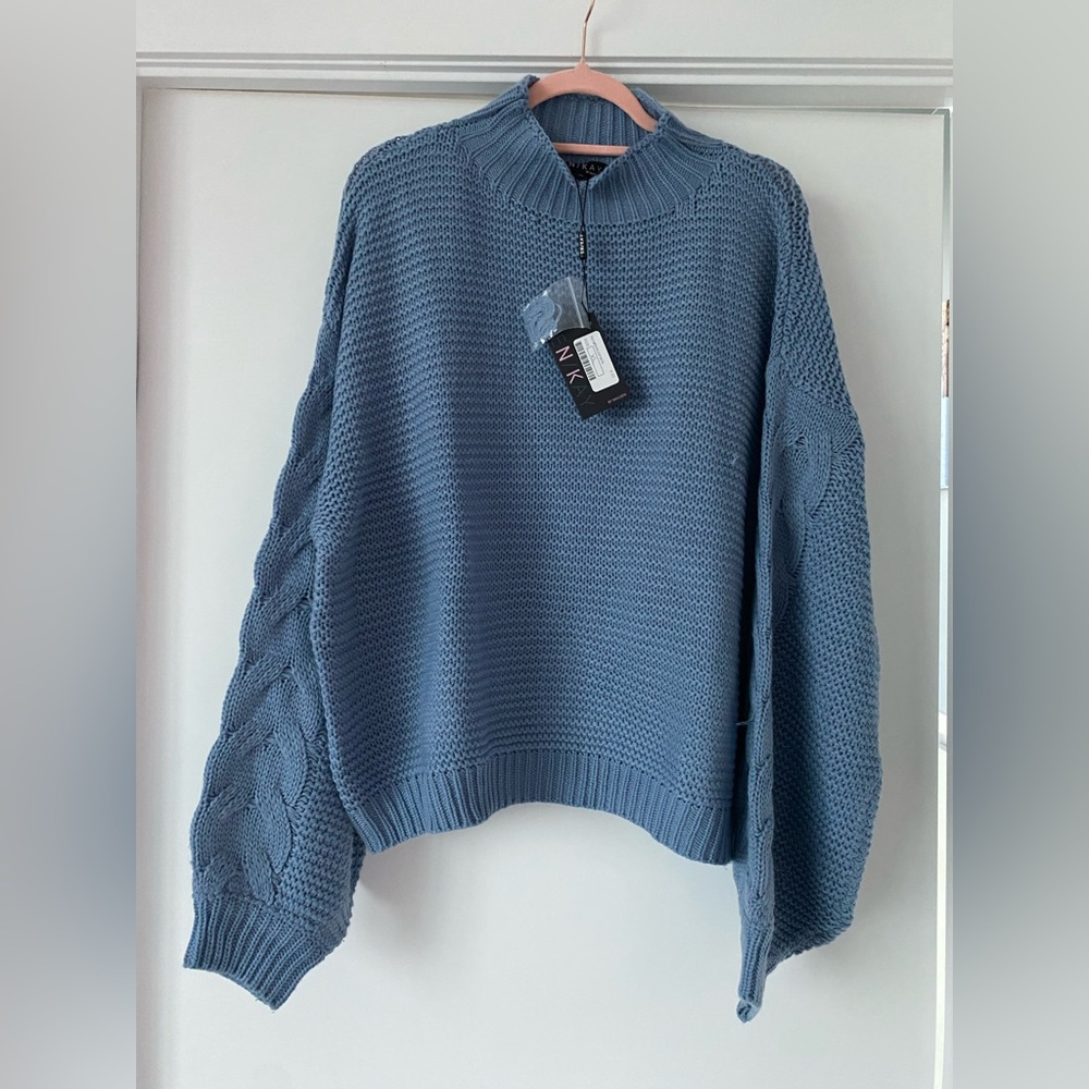 En/Kay l Mock Neck Sweater in Soft Blue